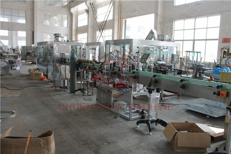 Plastic Glass Beer Bottle Filling Machine Micro Brewery With External Filling Valve